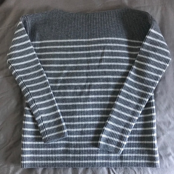 Sweater - Picture 3 of 4